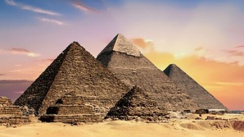 آثار مصرية قديمة