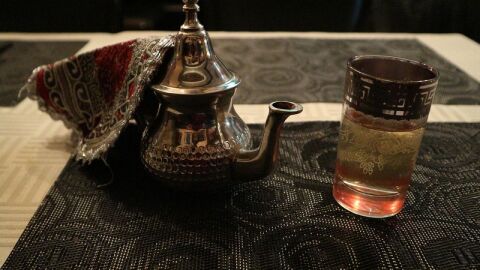 فوائد وأضرار الشاي المغربي