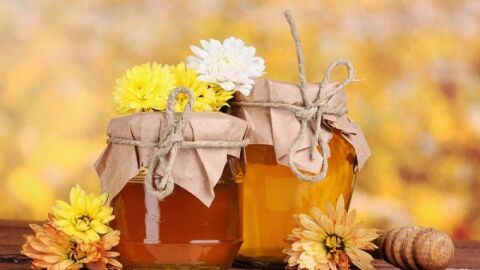 فوائد تقطير العسل في السرة