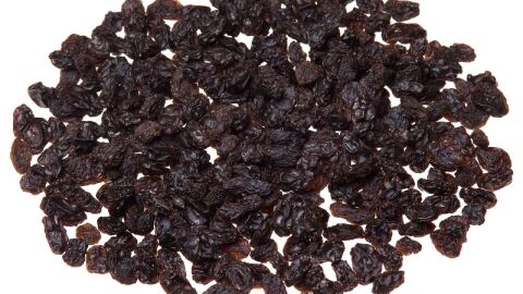فوائد العنب الأسود المجفف