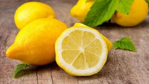 فوائد الليمون للوجه والشعر