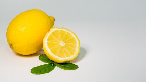 فوائد الليمون لبشرة الوجه