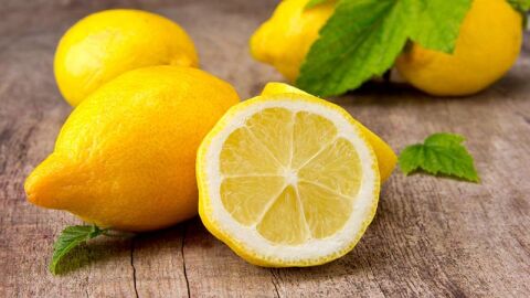 فوائد الليمون للشعر