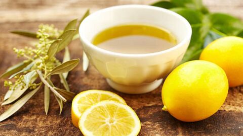 فوائد عصير الليمون مع زيت الزيتون