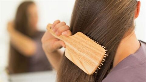 فوائد عدم تمشيط الشعر
