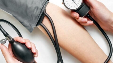 أسباب ضغط الدم المنخفض وعلاجه