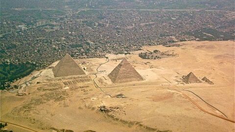 مدينة الأهرامات في مصر
