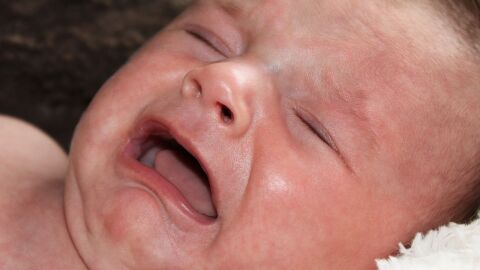صعوبة الرضاعة عند الطفل
