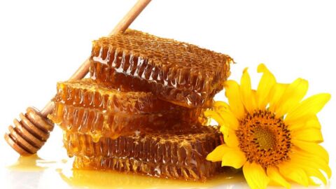هل العسل يرفع السكر في الدم