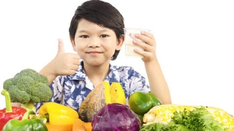 أطعمة تساعد على زيادة ذكاء الطفل