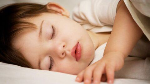 كيف أجعل طفلي ينام نوم متواصل