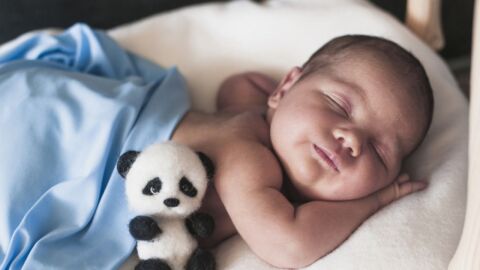 كيف أنظم وقت نوم طفلي الرضيع