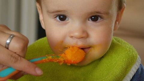 كيف أحبب طفلي بالأكل