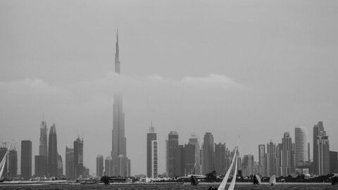 ما طول برج خليفة