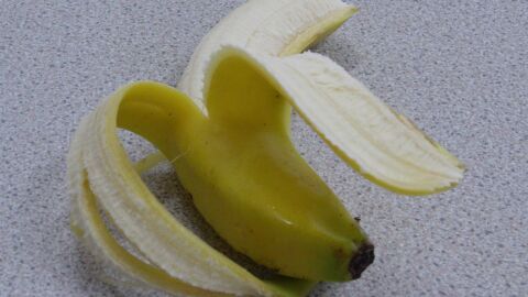 كيف أجفف قشر الموز