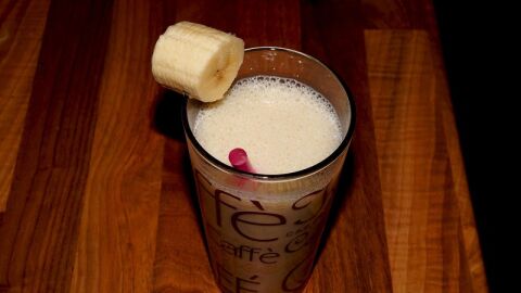 طريقة عمل عصير الموز مع الحليب