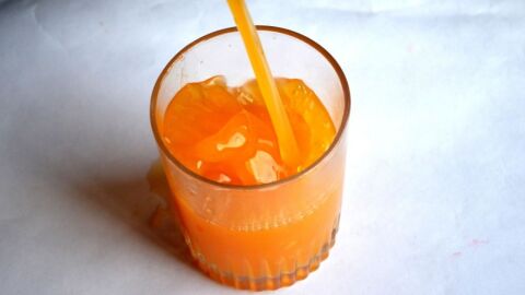طريقة عمل عصير برتقال مركز