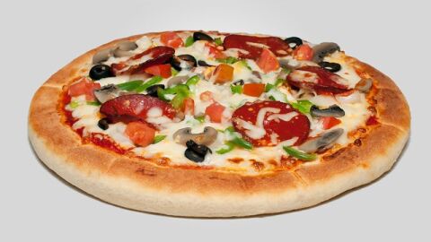 طريقة عمل دوائر البيتزا