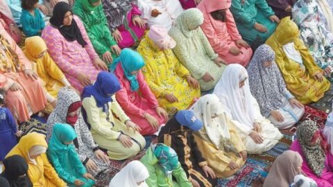 كيف تصلي صلاة العيد للنساء