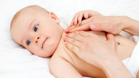 كيفية علاج مغص الأطفال الرضع