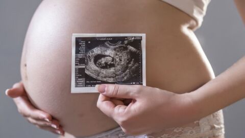 زيادة حركة الجنين في الشهر التاسع