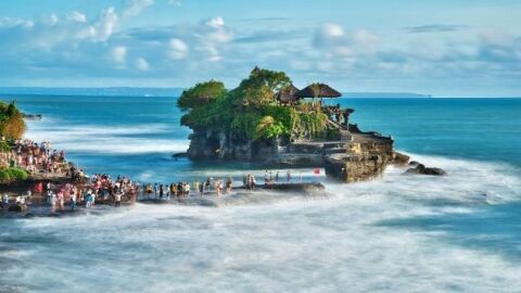 معلومات عن جزيرة بالي في إندونيسيا