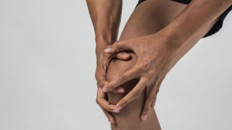 علاج خشونة جلد الركبة