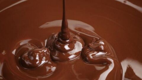 طريقة إذابة الشوكولاتة