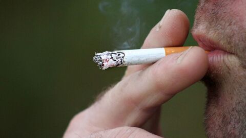 تقرير حول ظاهرة التدخين