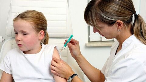 أضرار تطعيم الإنفلونزا الموسمية للأطفال