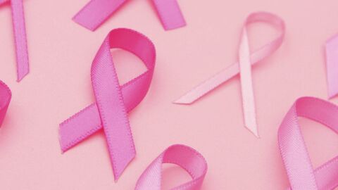 علامات مرض السرطان في الثدي