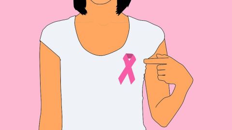 علامات بداية سرطان الثدي