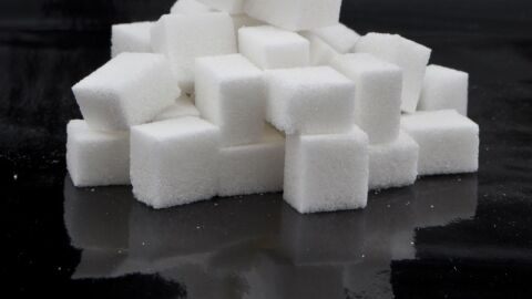 مراحل صناعة قوالب السكر