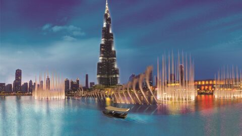 عوامل نجاح مدينة دبي في مجال السياحة والتجارة