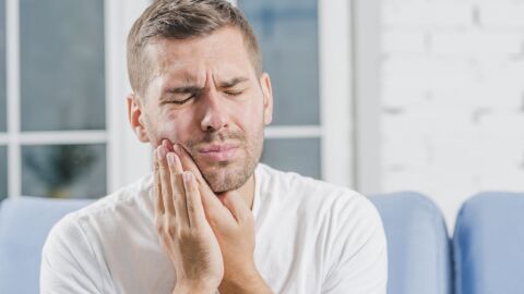 أعراض التهاب عظم الفك