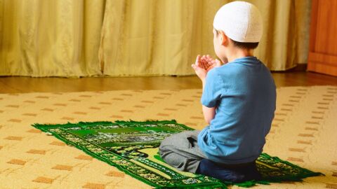 تعليم الصلاة للأطفال