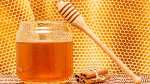 فوائد العسل والقرفة