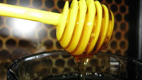 فوائد العسل للسعال