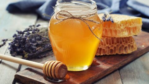 الفرق بين العسل الأصلي والمغشوش