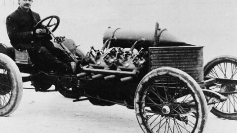 أول من اخترع السيارة