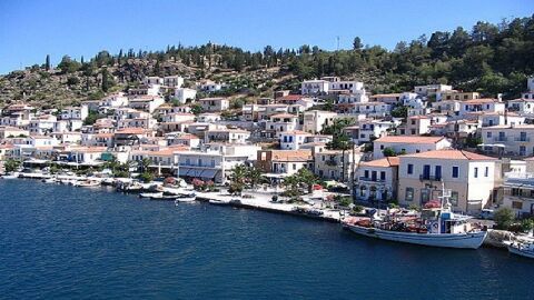 جزيرة هيدرا اليونانية