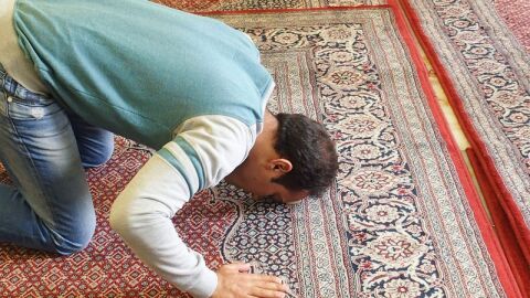 أثر الصلاة على حياة المسلم