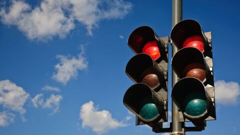 أهمية إشارات المرور
