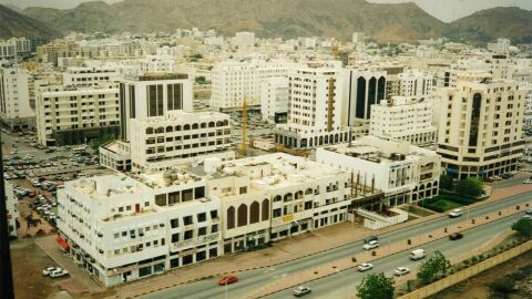 أكبر مدينة في عمان