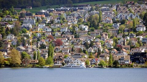 أكبر مدينة كثافة سكانية في سويسرا