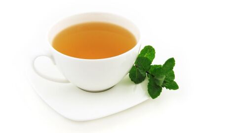 عدد السعرات الحرارية التي يحرقها الشاي الأخضر