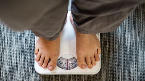 أسباب ثبات الوزن على الميزان