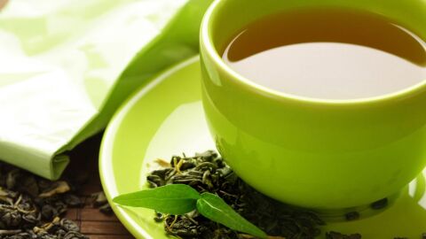 ما هي فوائد وأضرار الشاي الأخضر