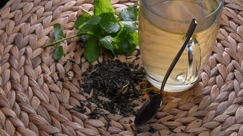 ما هي فوائد الشاي الأخضر والزنجبيل والنعناع