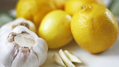 ما هي فوائد الليمون والثوم